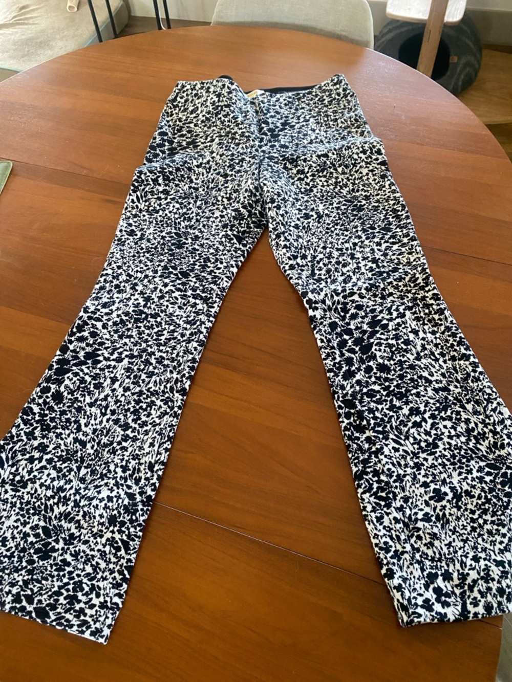 Maeve Black & White Printed Cropped Pants